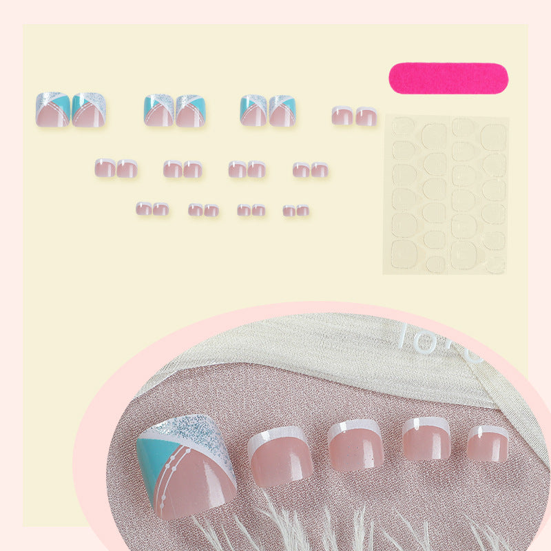 Stylisches Gel Press-On Nail Set mit geometrischem Design Brehn