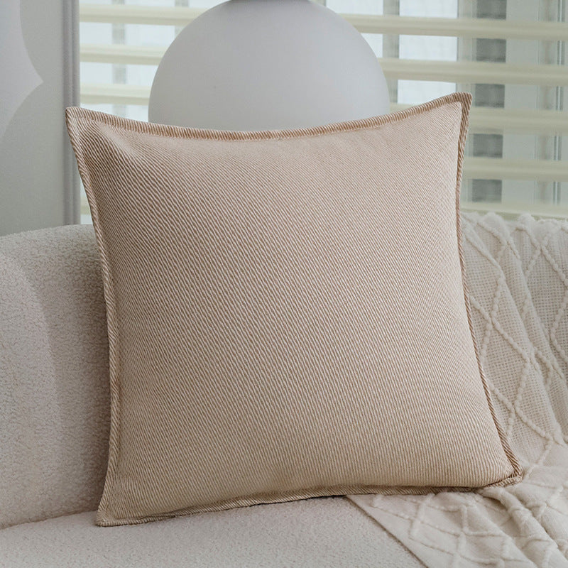 Dekorativer Zierkissenbezug mit floraler Jacquard-Struktur und Samt-Borte Brehn