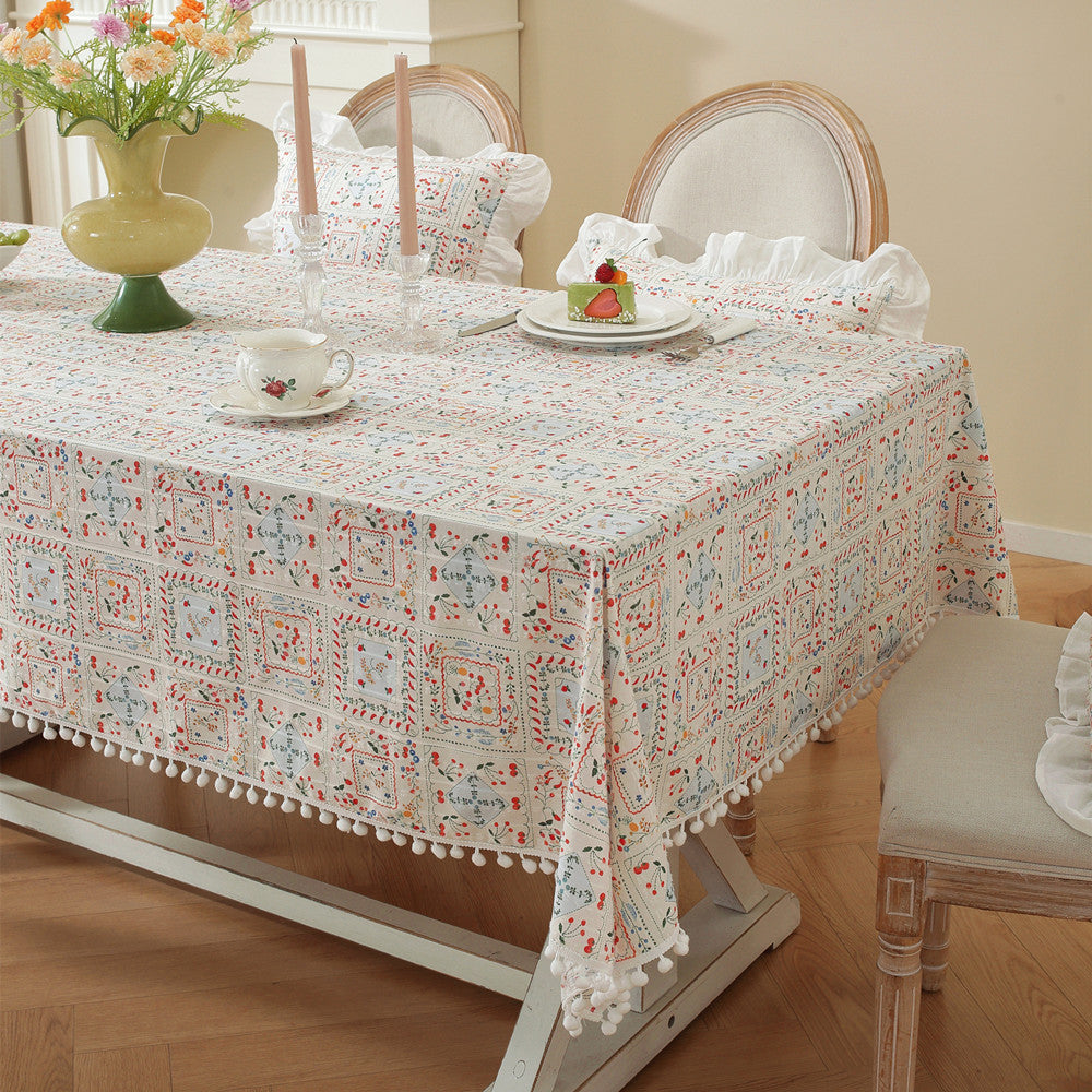 Rüsch Blümchenmuster Tischdecke