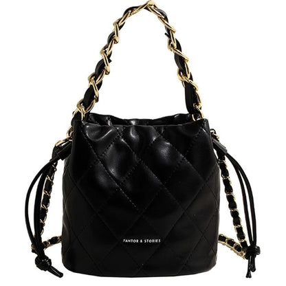 Gepolsterte Mini Eimer-Handtasche Brehn