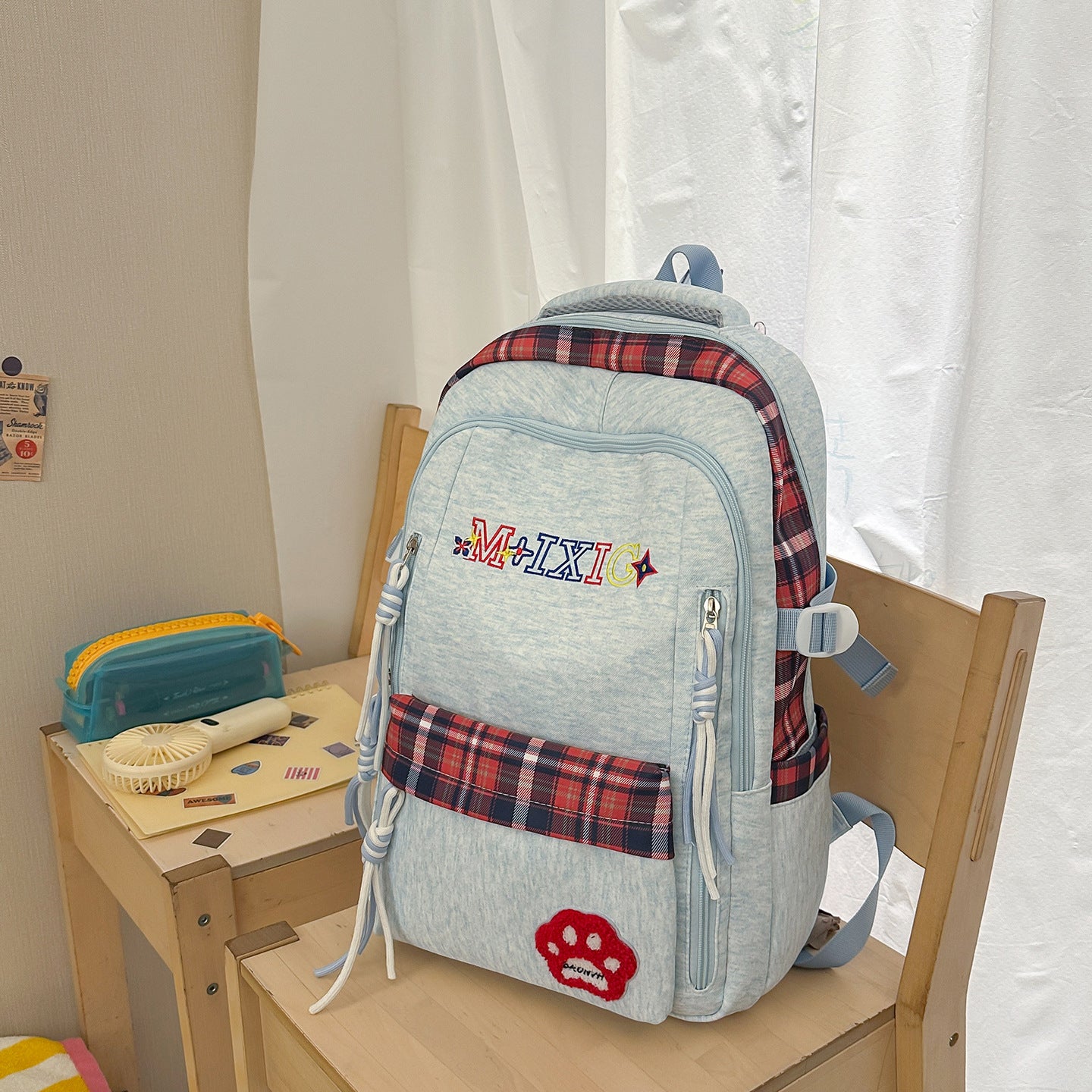 Lässiger gemusterter Schulrucksack