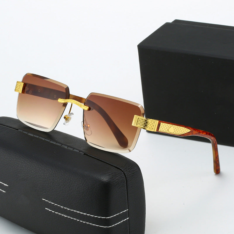 Damen elegante Sonnenbrille mit luxuriösem, glitzerndem Rahmen Brehn