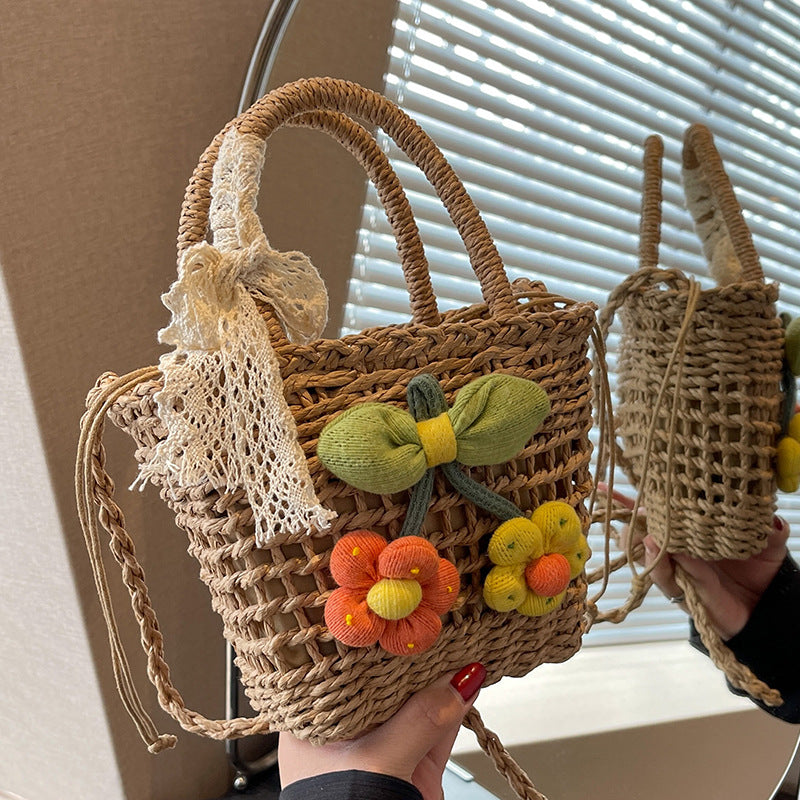 Handgefertigte gehäkelte Schultertasche