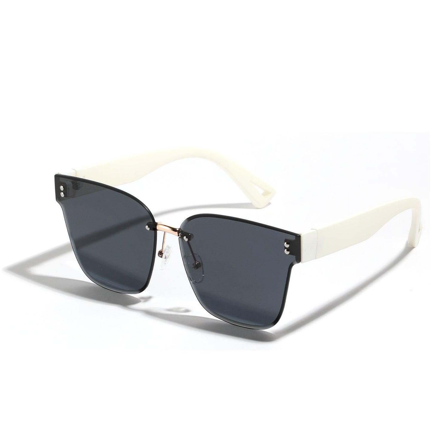 Damen modische Sonnenbrille mit elegantem Rahmen und breiten Gläsern Brehn