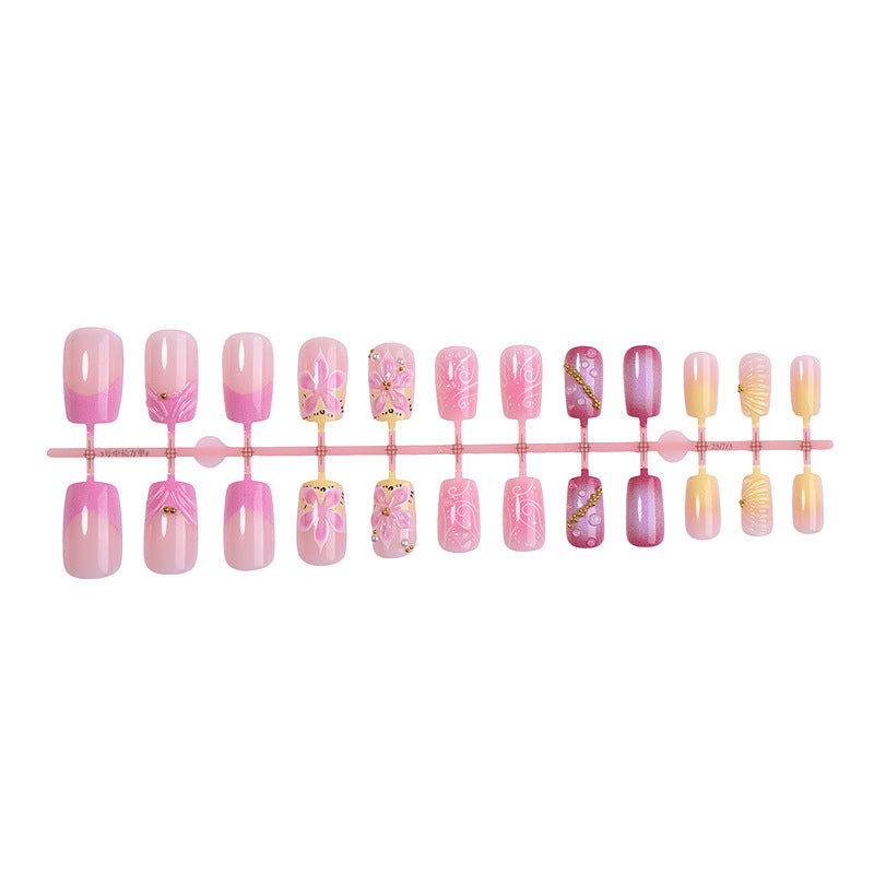 Premium Künstlerische Press-On Nagelset mit Dekorativen Floral-Elementen Brehn
