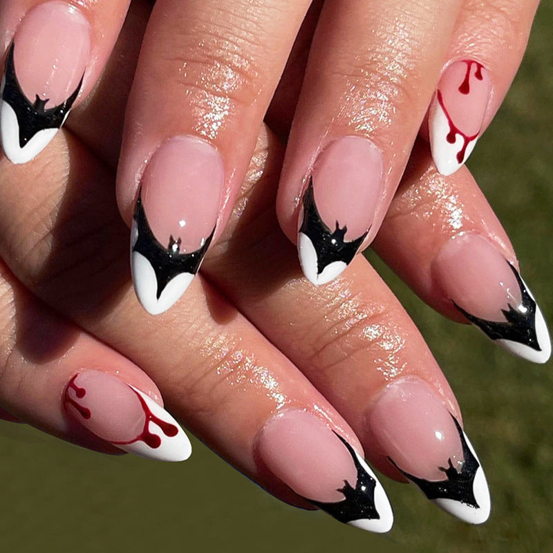 Künstlerisches Press-On-Nagelset mit einzigartigen grafischen Designs Brehn