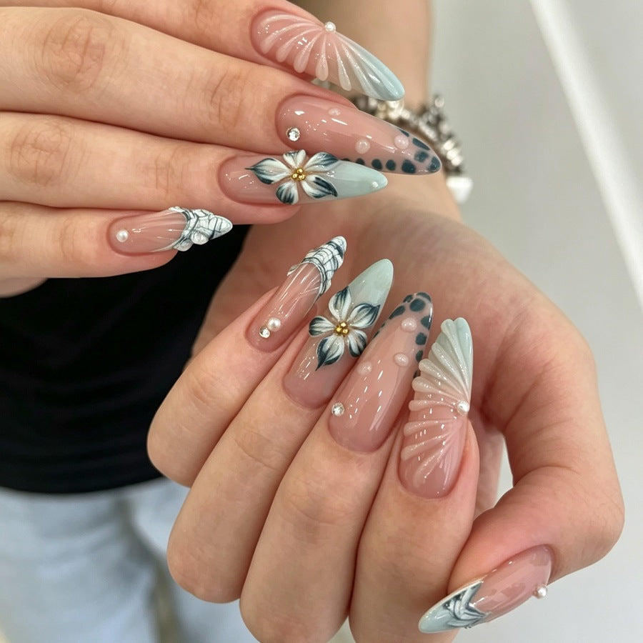 Kreatives Kunstnagelset Brehn