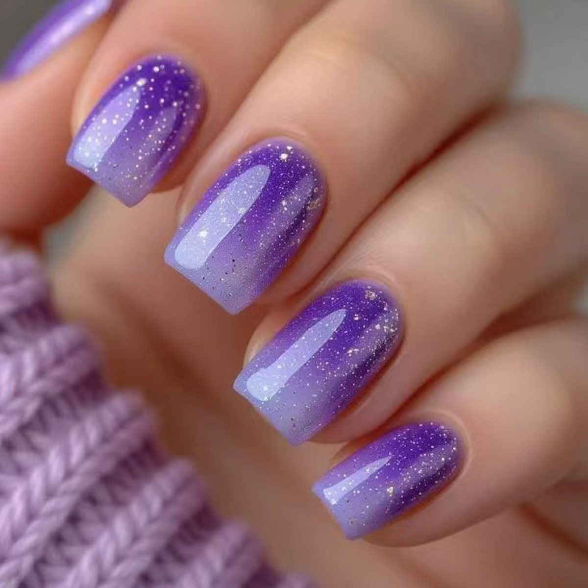 Kunstnägel mit Glamourösem Ombré-Effekt Brehn