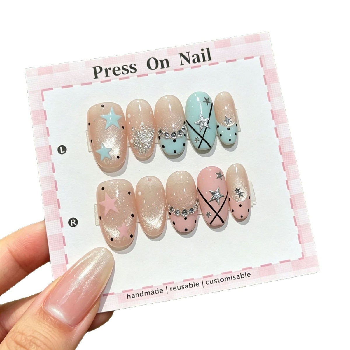 Dekoratives Press-On Nagelkunstset mit anpassbaren Stern- und Glitzermustern