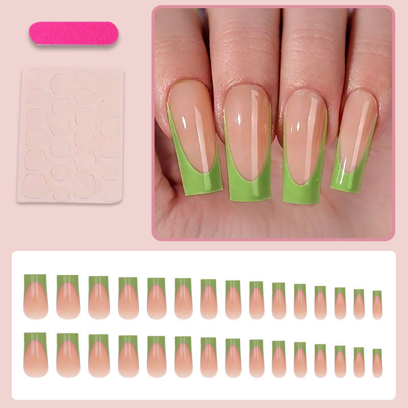 Kunstnagelset mit natürlichem Look Brehn