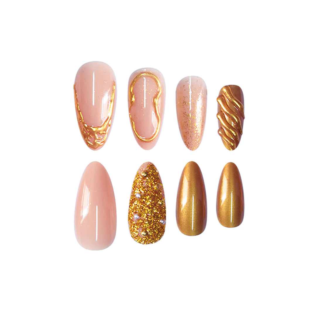 Elegantes goldverziertes Press-On-Nagel-Set Brehn