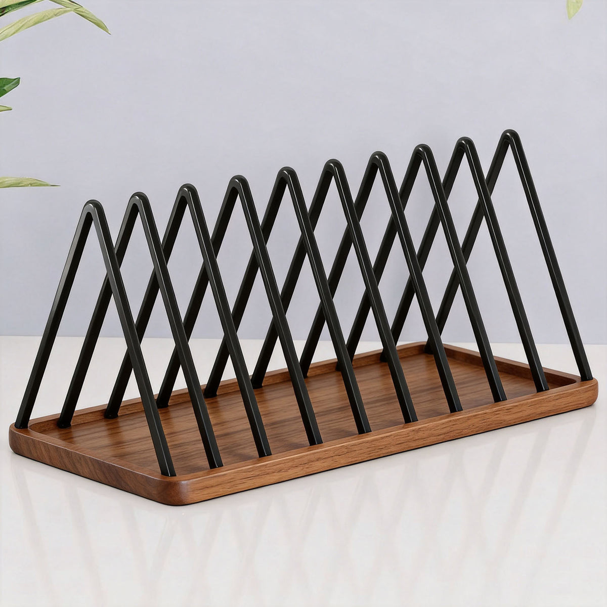 Dreieckiger Metalldraht Schallplatten- & Buchorganisator Rack