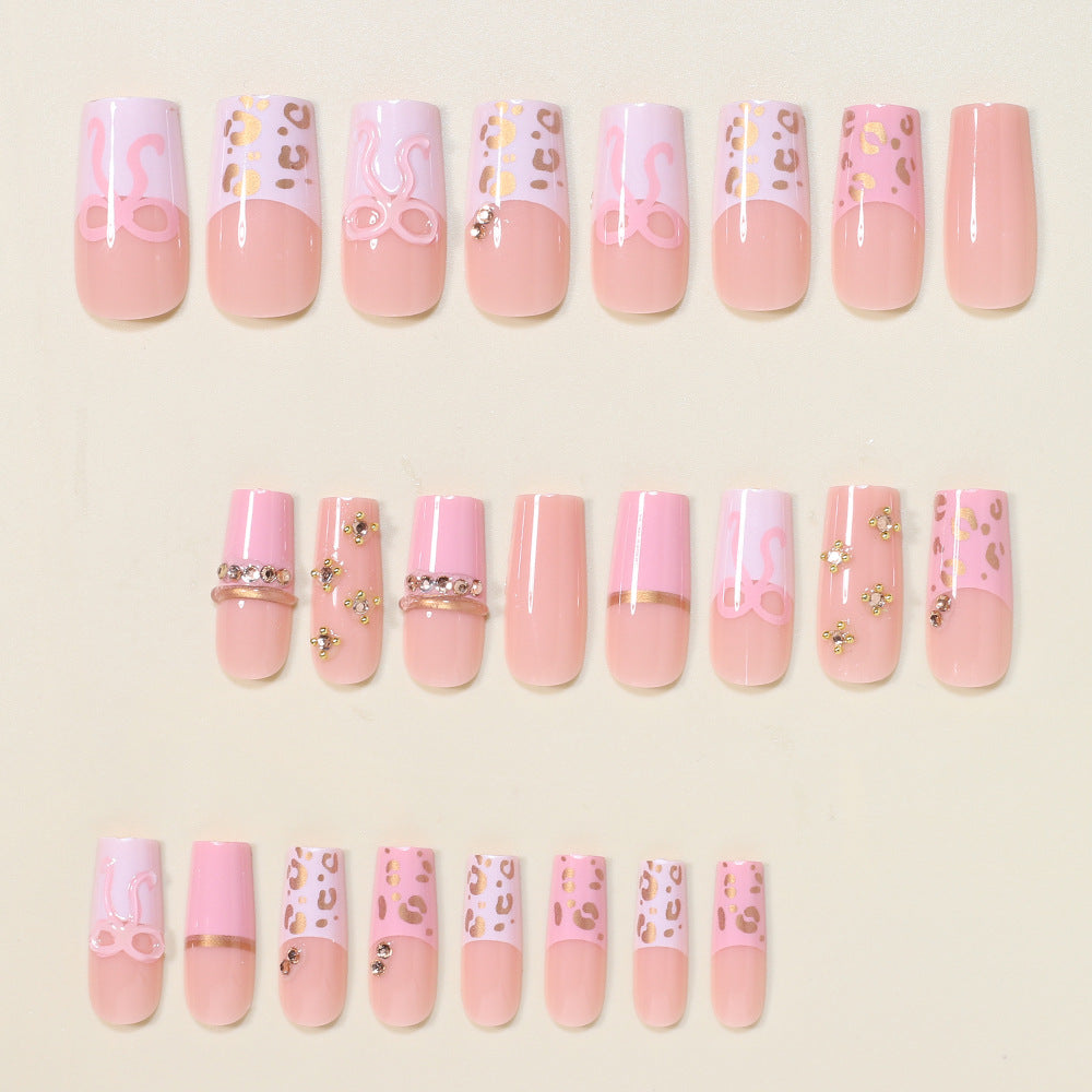 Dekorative Lange Stiletto Nail Art Tipps Brehn