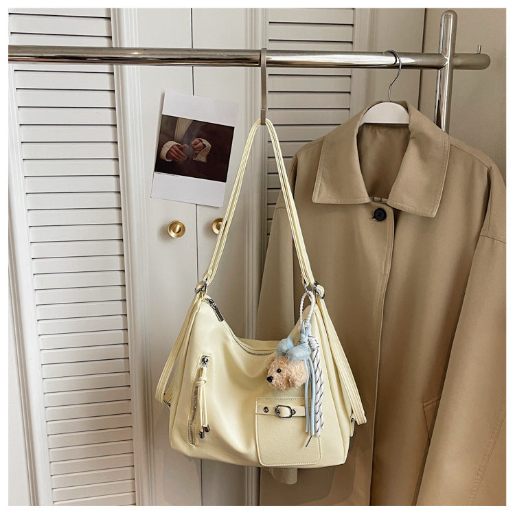 Lässige leichte Slingtasche Brehn