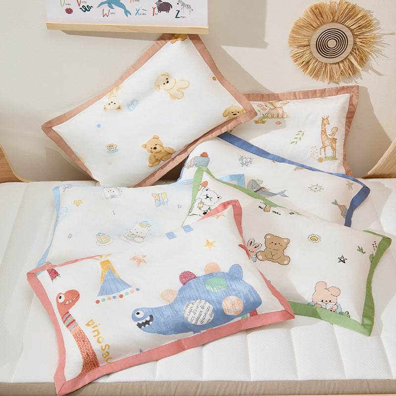 Dekoratives Baumwollkissenbezug-Set mit Cartoon-Tierdruck und Satinrand