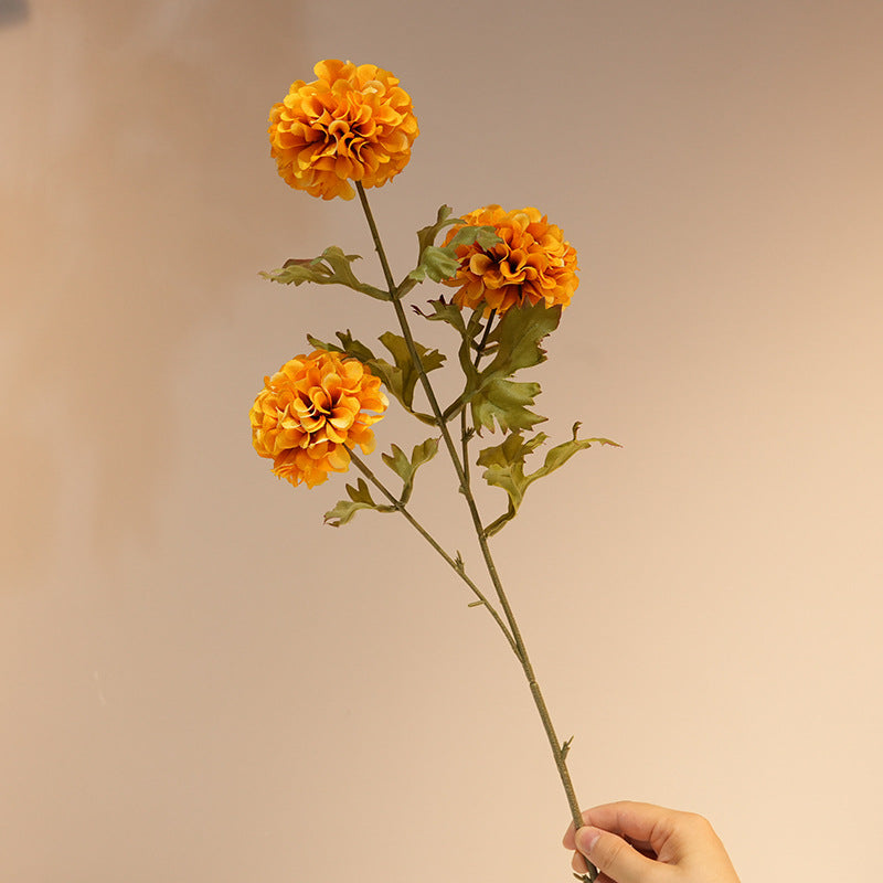 Kunstvolle Blumengestecke Brehn