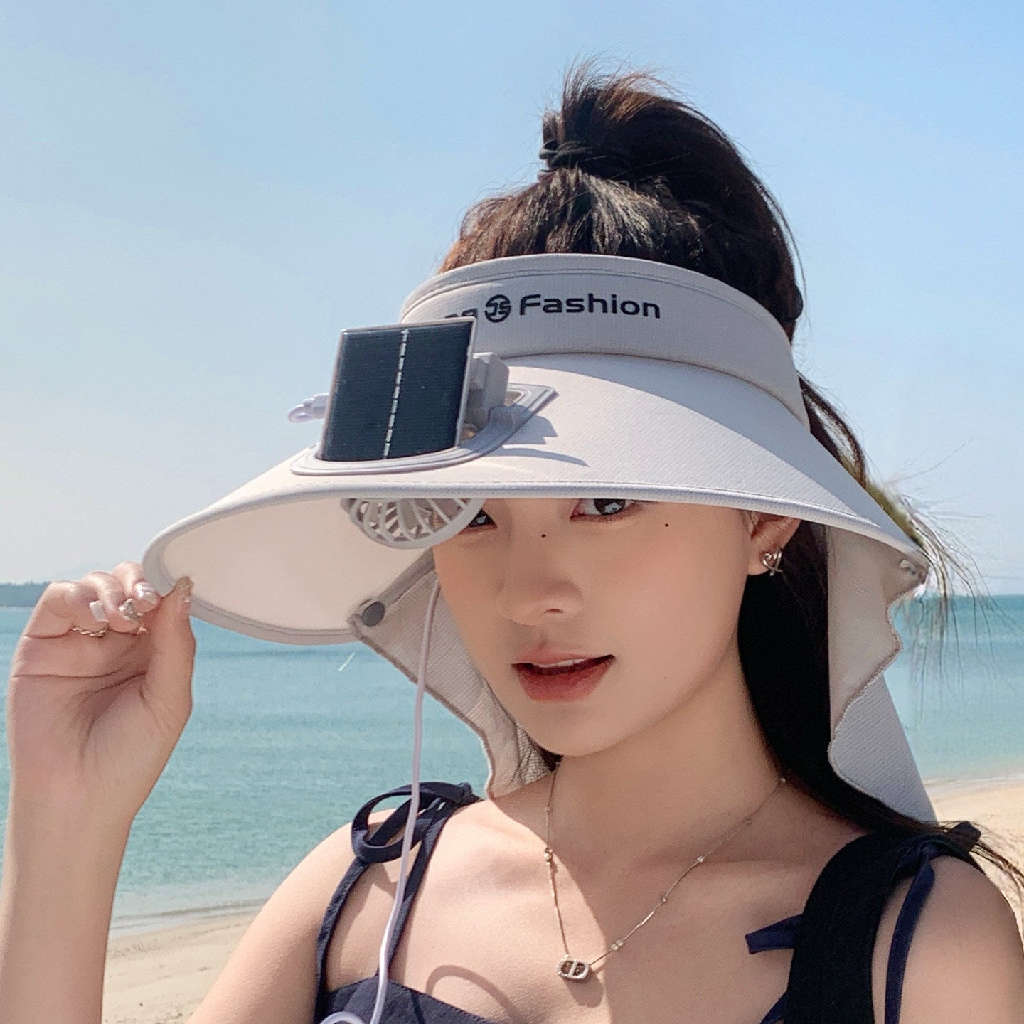 Visier mit abnehmbarem Solarclip-Ventilator und UV-Schutz-Nackenband Brehn