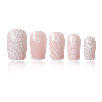 Detaillierte künstlerische Press-On-Nail-Designs Brehn
