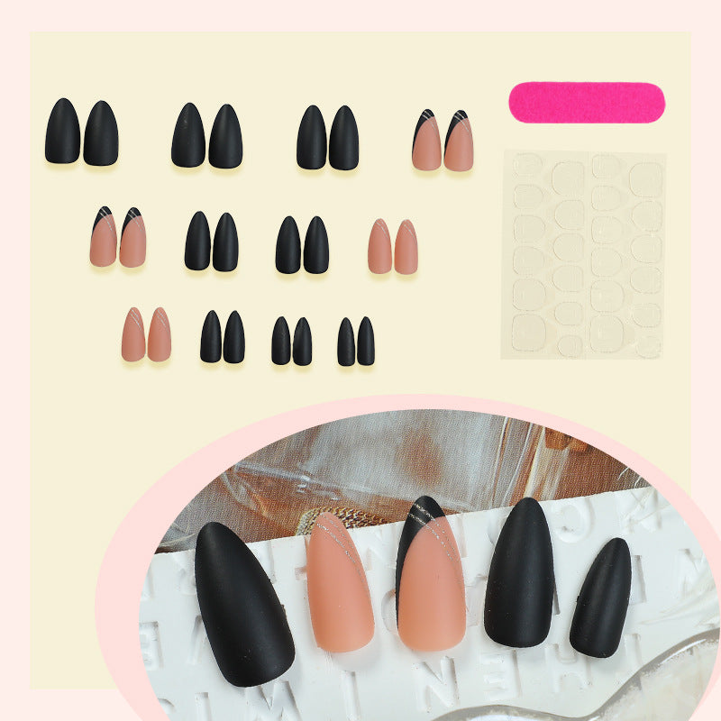 Elegantes Press-On Nagelset mit Matt- und Glanz-Finish Brehn