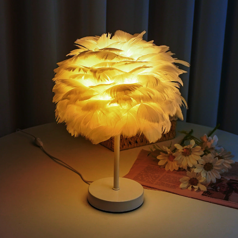 Federnde dekorative Tischlampe