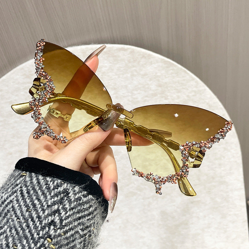Damen extravagante Sonnenbrille mit Kristallverzierungen Brehn