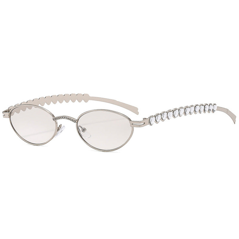 Damen modische Sonnenbrille mit dekorativem Rahmen und stilvollen Akzenten Brehn