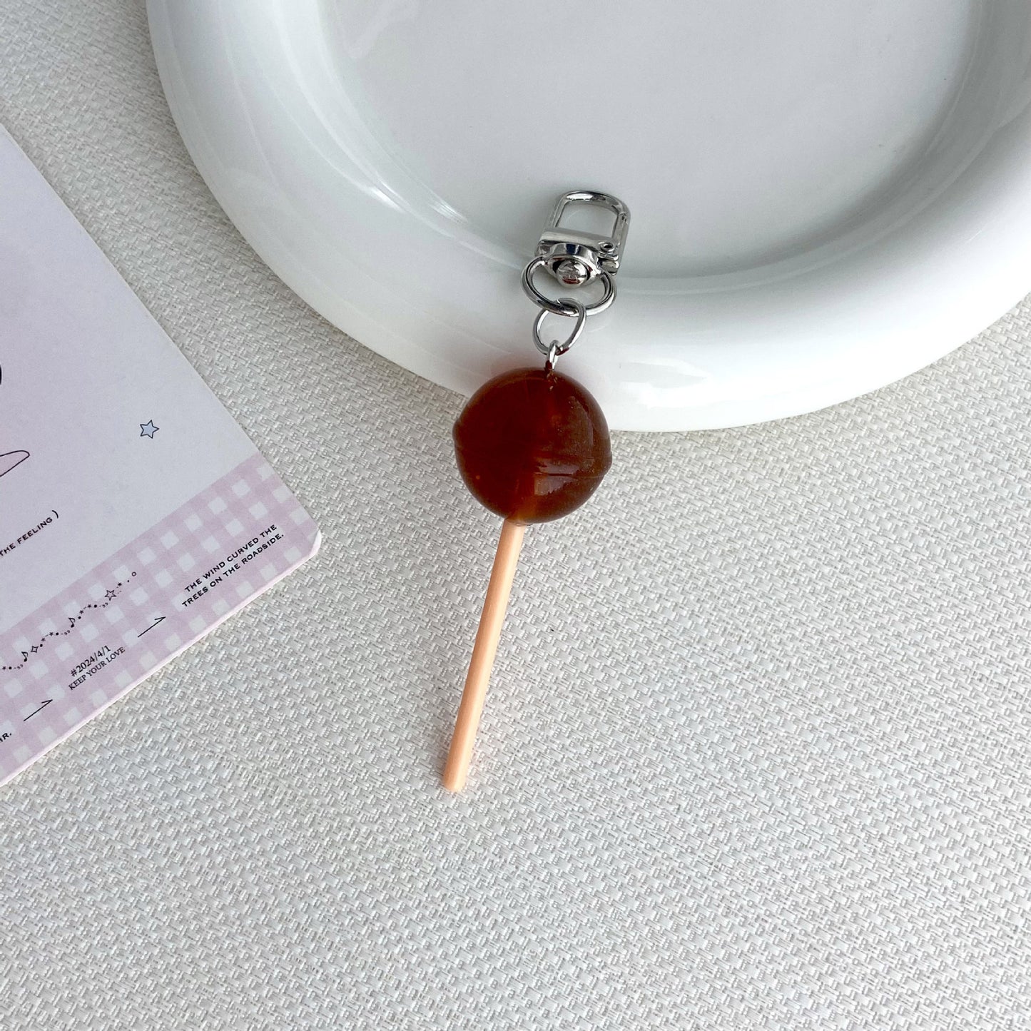 Lollipop-inspirierte Charmschlüsselanhänger Brehn