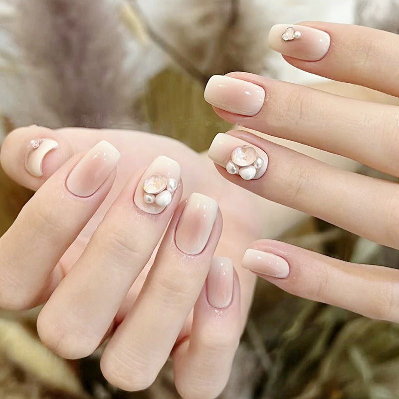 Glamouröse Nageldesigns Brehn