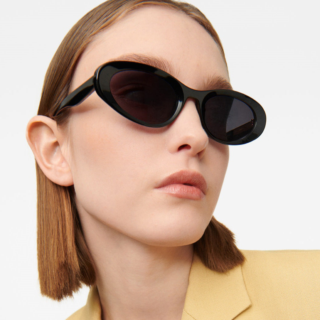 Damen Designer Sonnenbrille im modernen Oval-Design Brehn