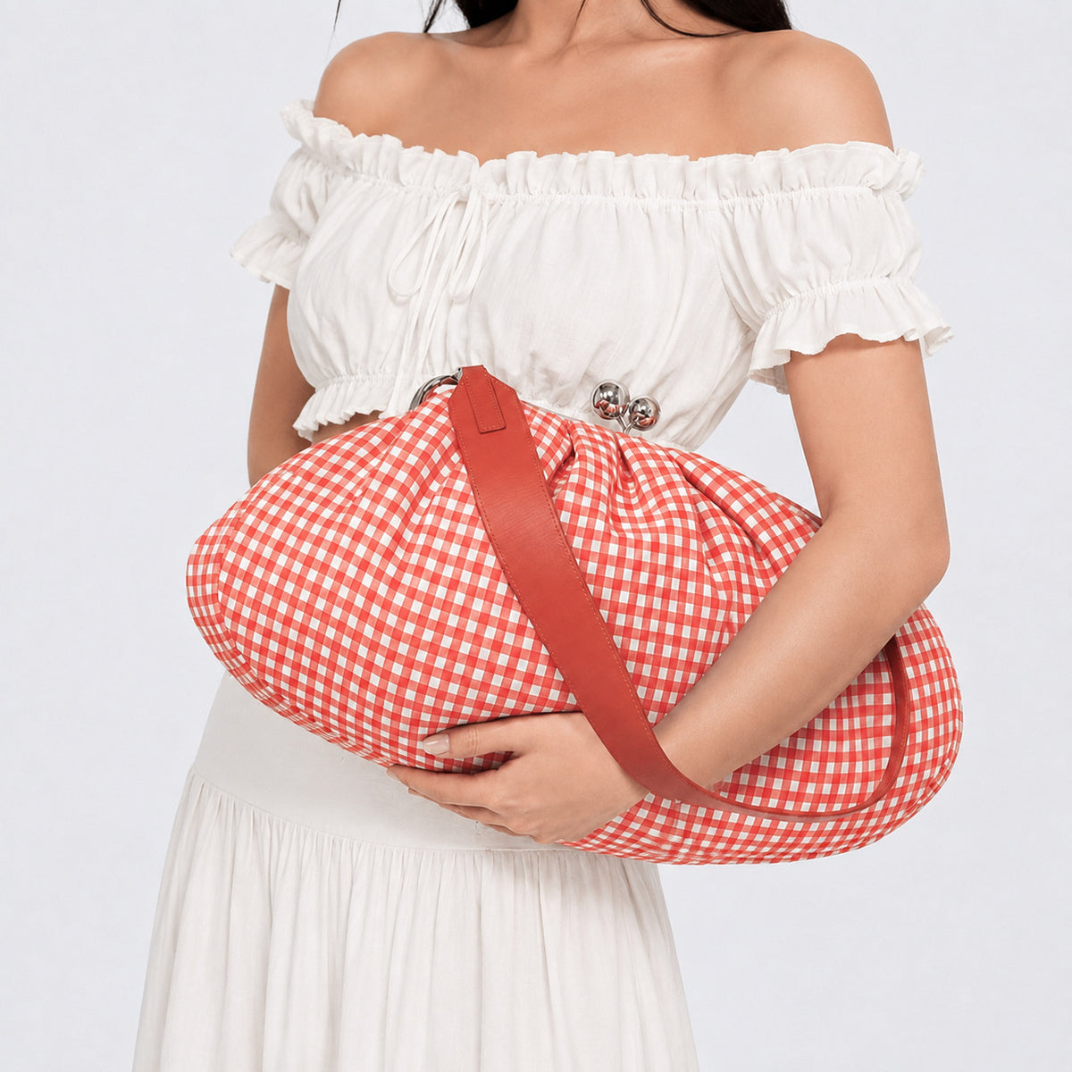 Geraffte Clutch-Tasche
