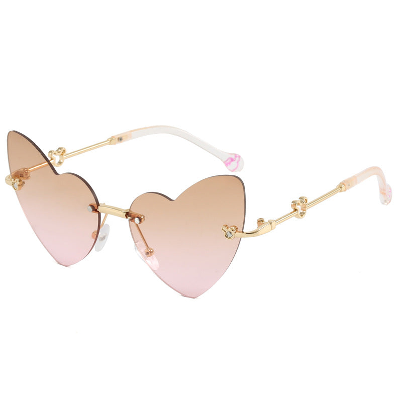 Damen Herzförmige Sonnenbrille mit verziertem Rahmen Brehn