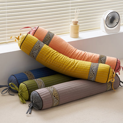 Meditationsrolle mit Dekorativem Design Brehn