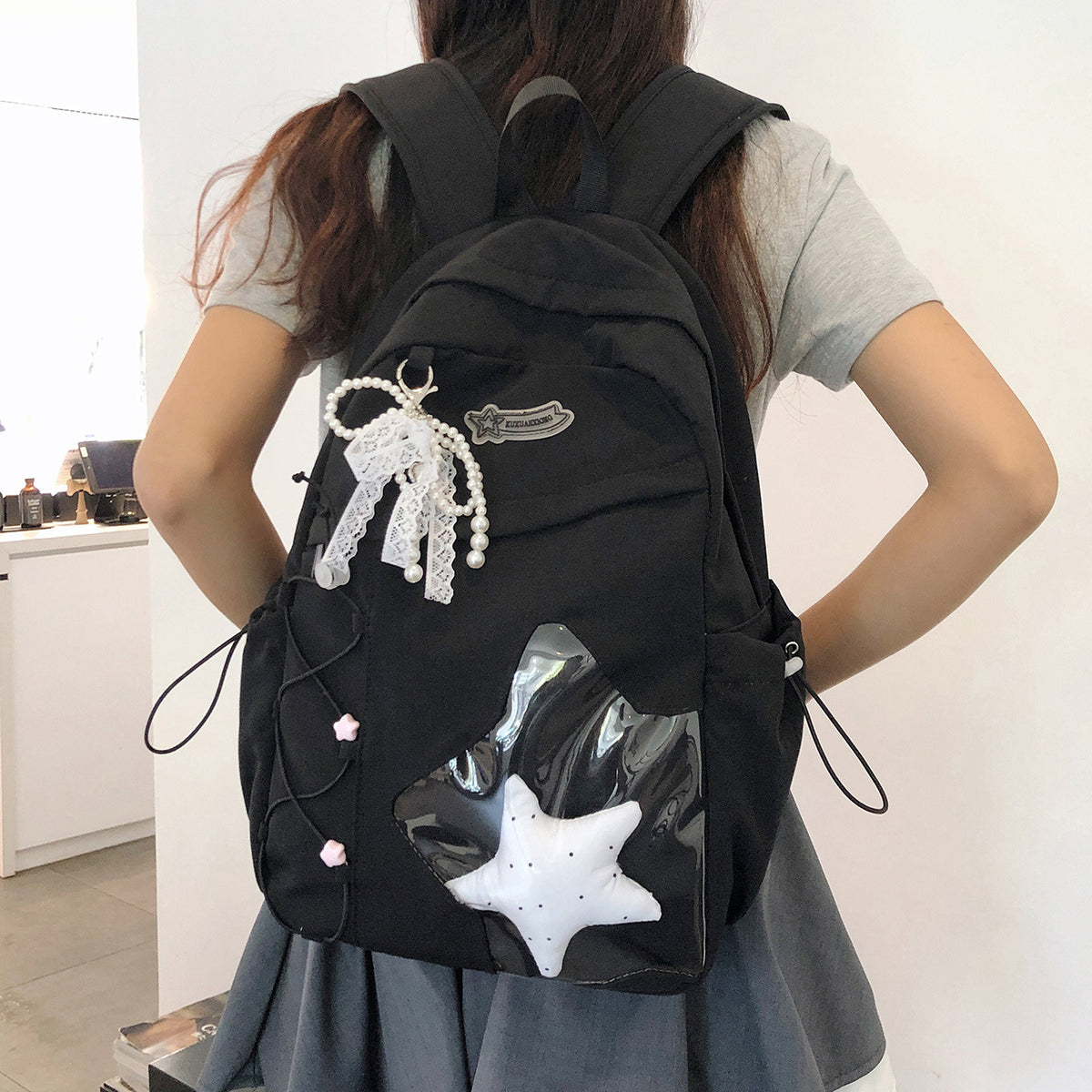 Stylische dekorative Mini-Rucksack Brehn