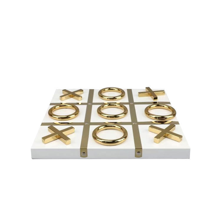 Elegantes dekoratives Tic-Tac-Toe-Spiel