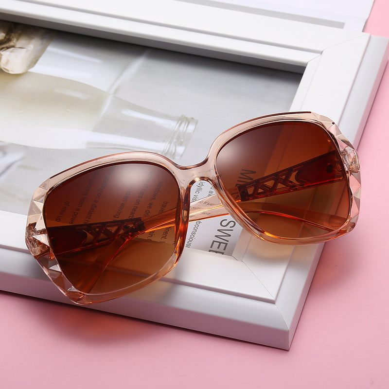 Damen Sonnenbrille im luxuriösen Glamourstil Brehn