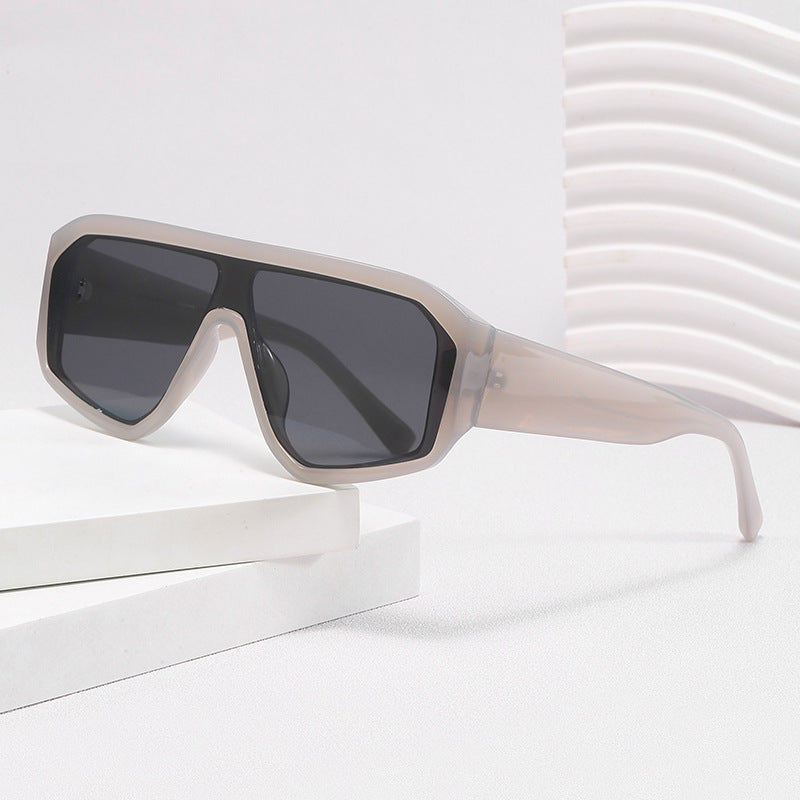 Damen Modische Oversized-Sonnenbrille im futuristischen Design Brehn