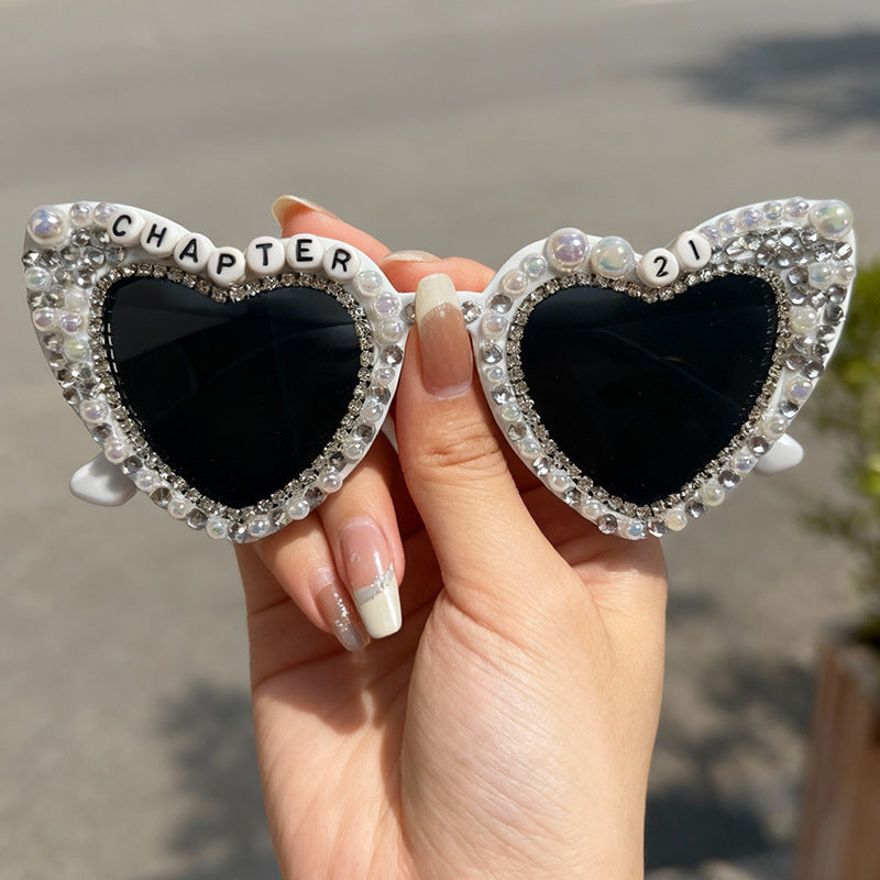 Herzförmige mit Perlen verzierte Sonnenbrille Brehn