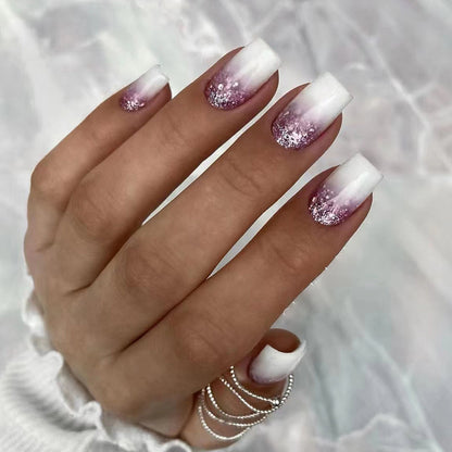 Glamouröse Glitzer-Stiletto Press-On Nägel Brehn