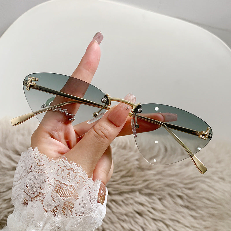 Damen Cat-Eye Sonnenbrille mit luxuriösem Dekor und UV-Schutz Brehn