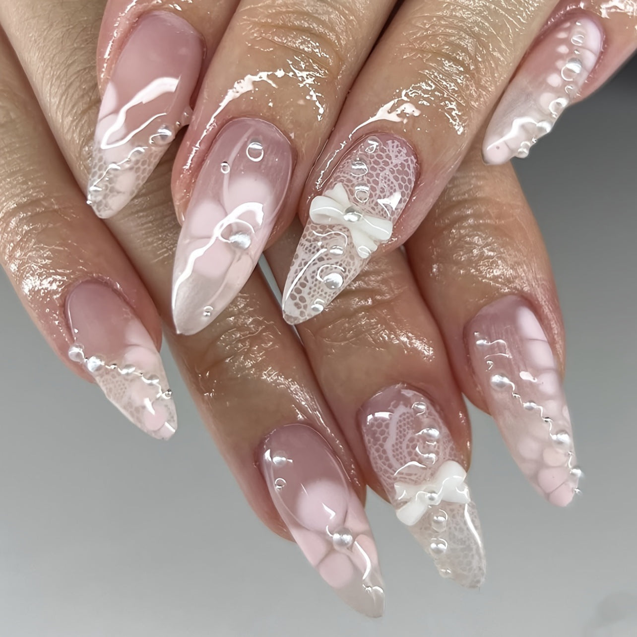 Elegante 3D Dekorative Nagelverzierungen Brehn