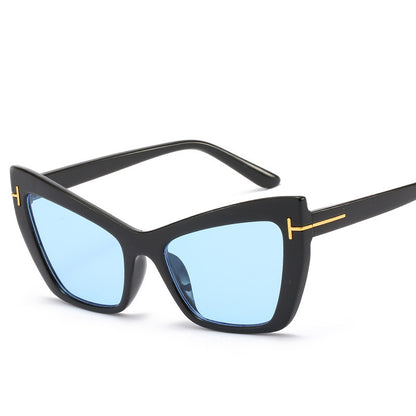 Cat-Eye-Rahmen-Sonnenbrille mit verlaufenden Gläsern Brehn