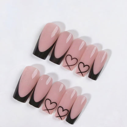 Stilvolles Herzdesign Französische Spitze Nagelverlängerungen Brehn