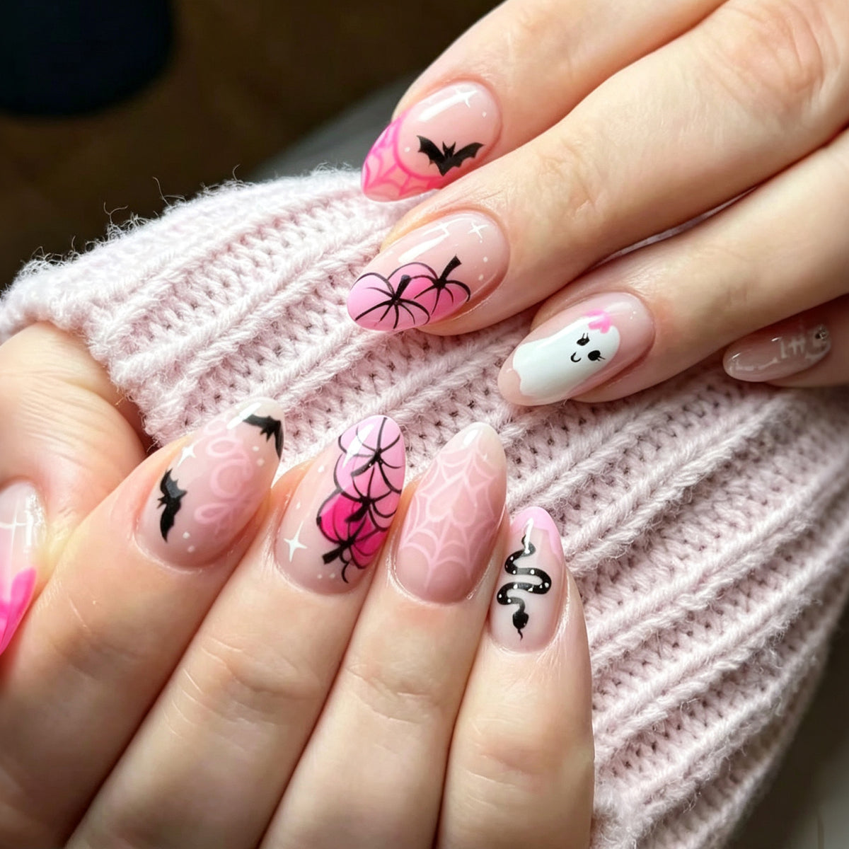 Thematisches Halloween Press-On Nagelkunst Set