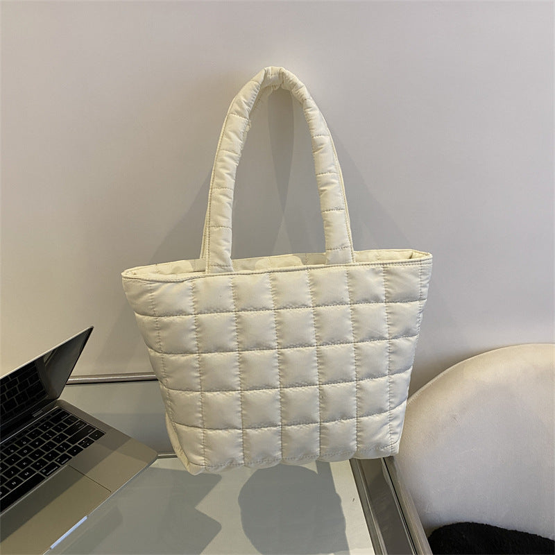 Gepolsterte Stepp-Tote-Tasche