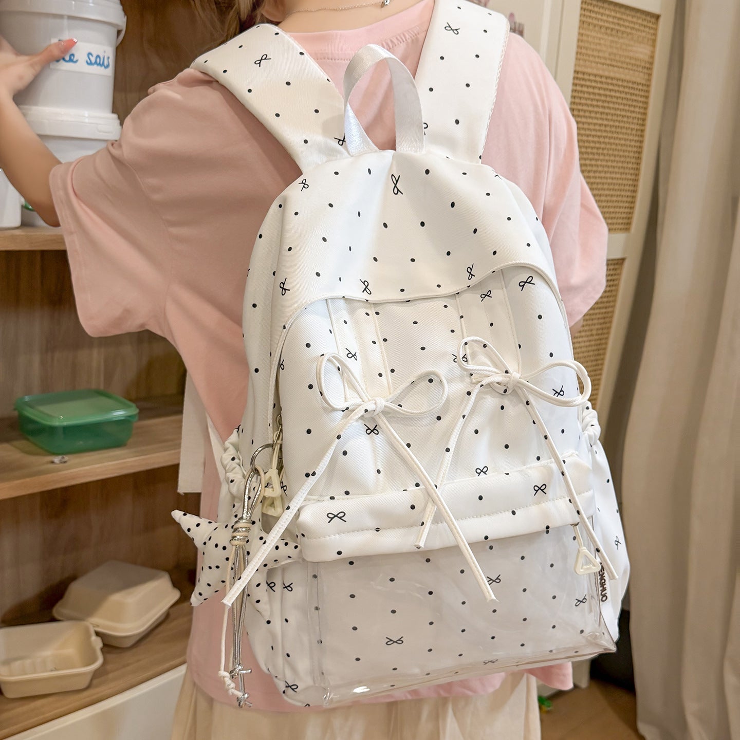 Stylischer gepunkteter Rucksack Brehn