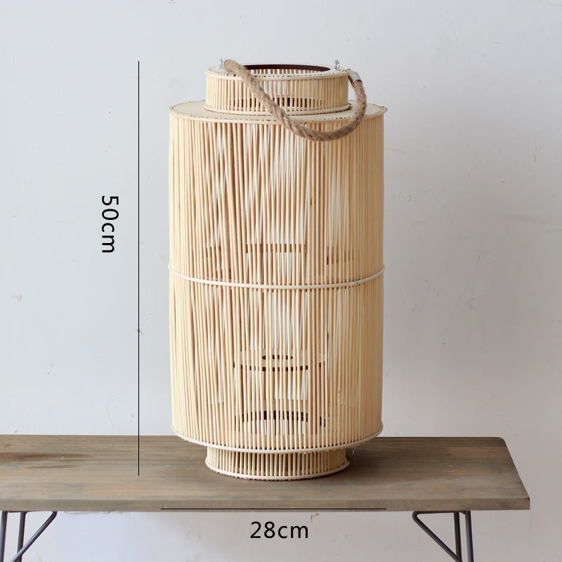 Dekorative Laterne aus geflochtenem Material Brehn
