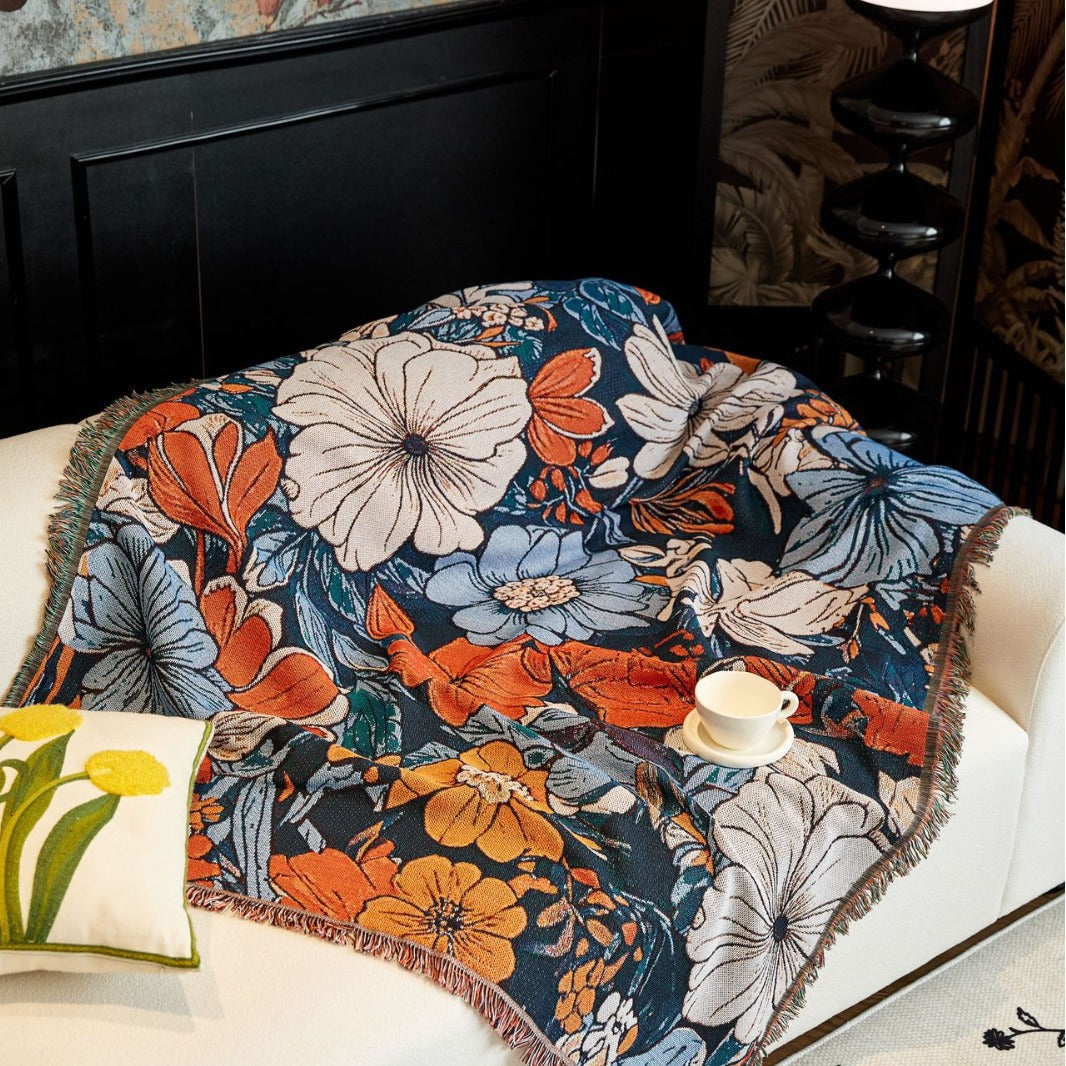 Elegante florale gewebte Wurfdecke