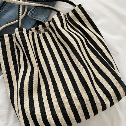 Lässige gestreifte Canvas-Shopper-Tasche