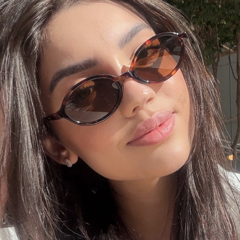 Damen modische retro-inspirierte Sonnenbrille Brehn