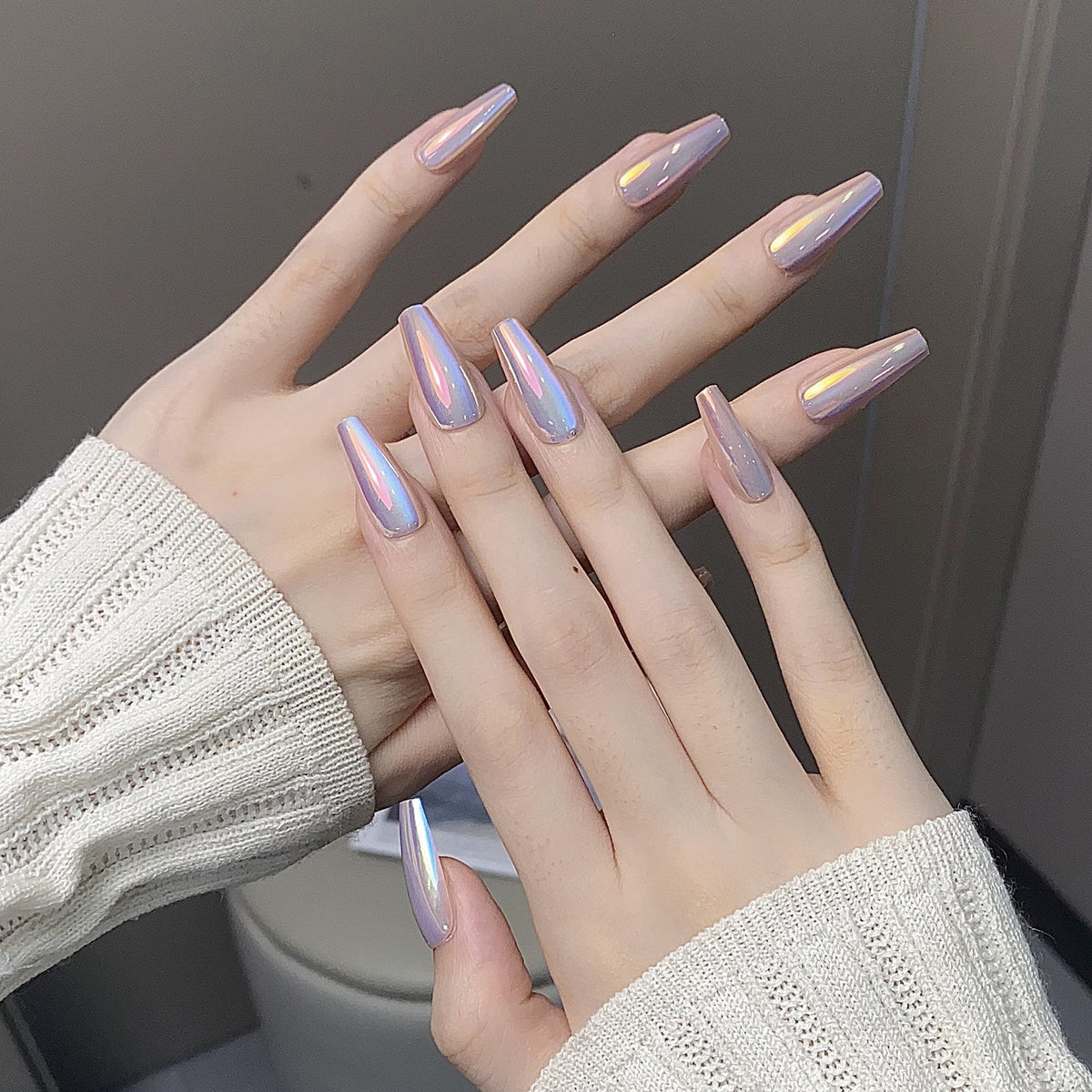 Glänzendes Nagelset Brehn